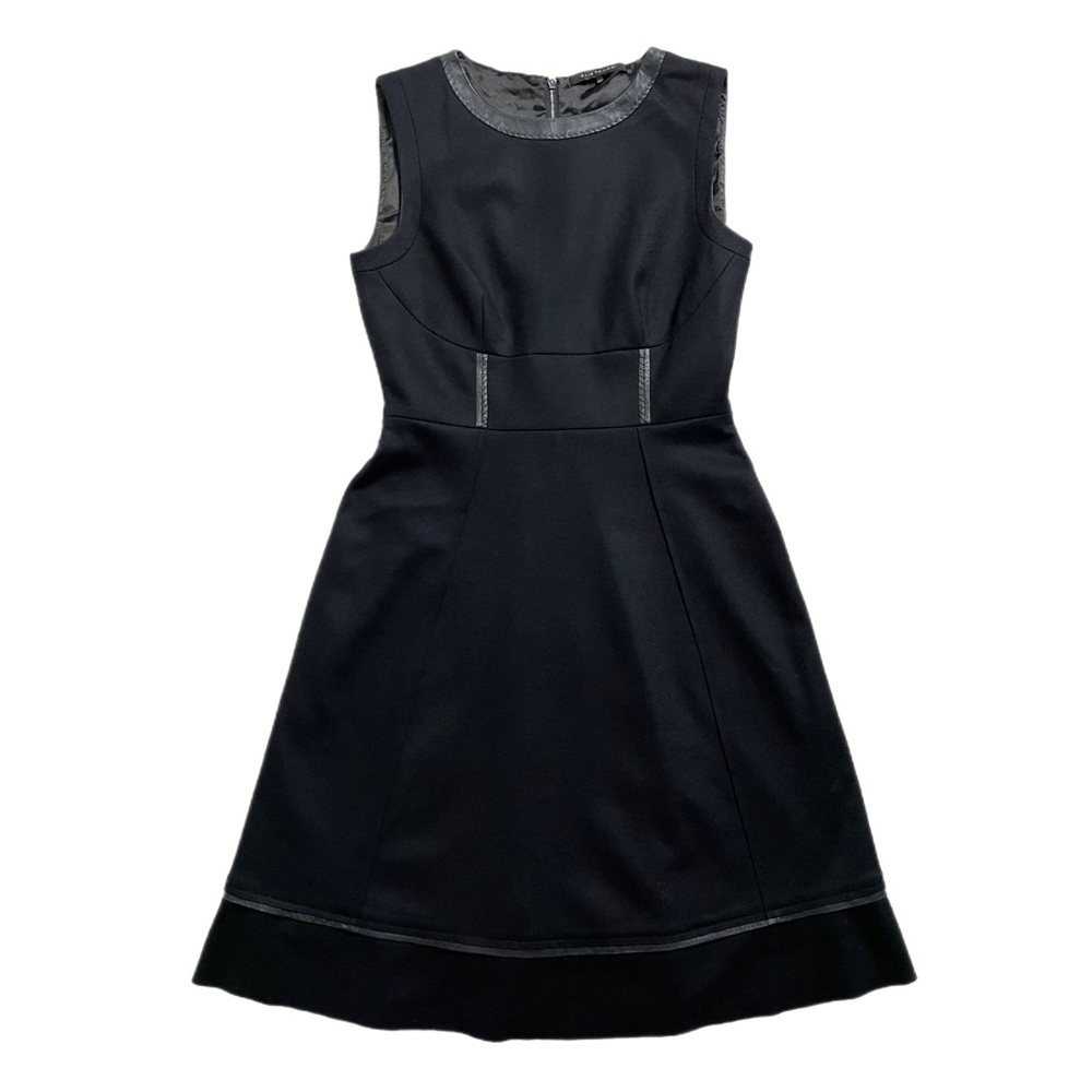 Elie Tahari Black Wool Leather Trim Sheath Dress 4 Office Cocktail Fall